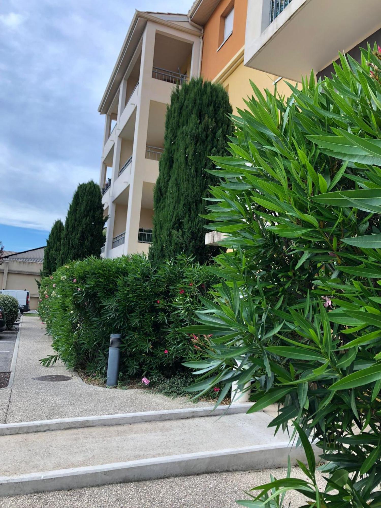 Les Jardins De Garance Apartamento Avinhão Exterior foto